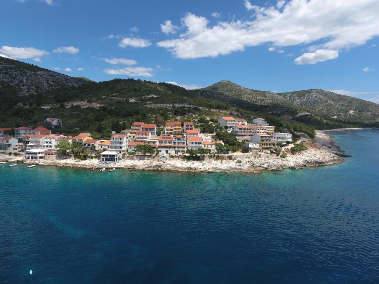 Luxury Bellavista Amazing Sea Holidays With Private Beach & Parking 밀나 외부 사진