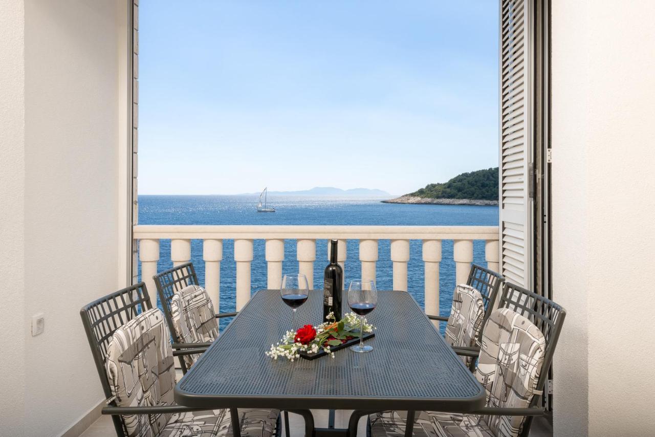Luxury Bellavista Amazing Sea Holidays With Private Beach & Parking 밀나 외부 사진