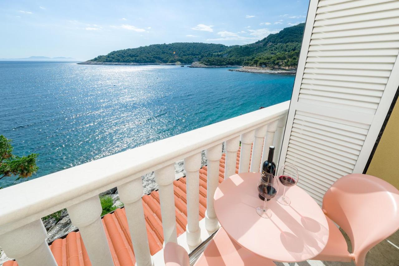 Luxury Bellavista Amazing Sea Holidays With Private Beach & Parking 밀나 외부 사진
