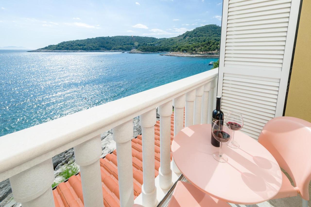 Luxury Bellavista Amazing Sea Holidays With Private Beach & Parking 밀나 외부 사진