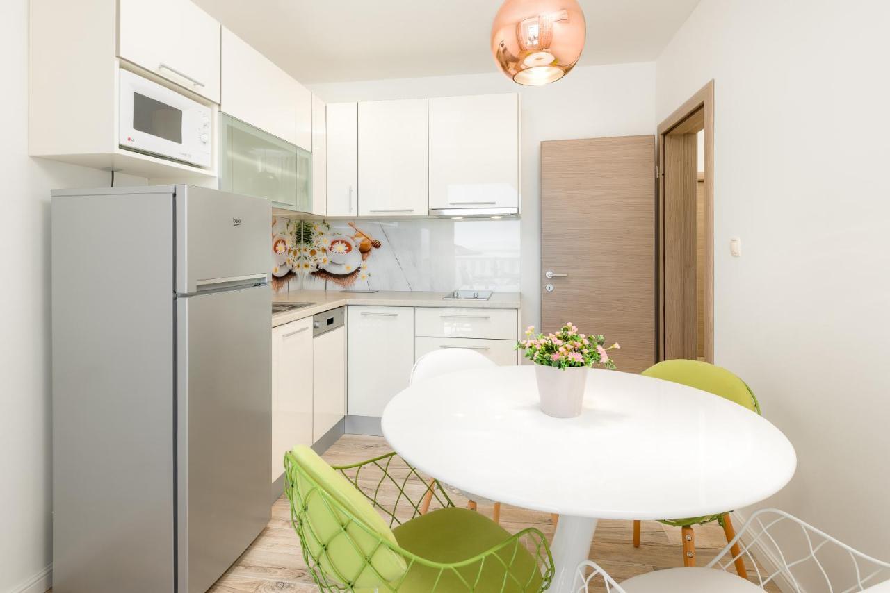 Luxury Bellavista Amazing Sea Holidays With Private Beach & Parking 밀나 외부 사진