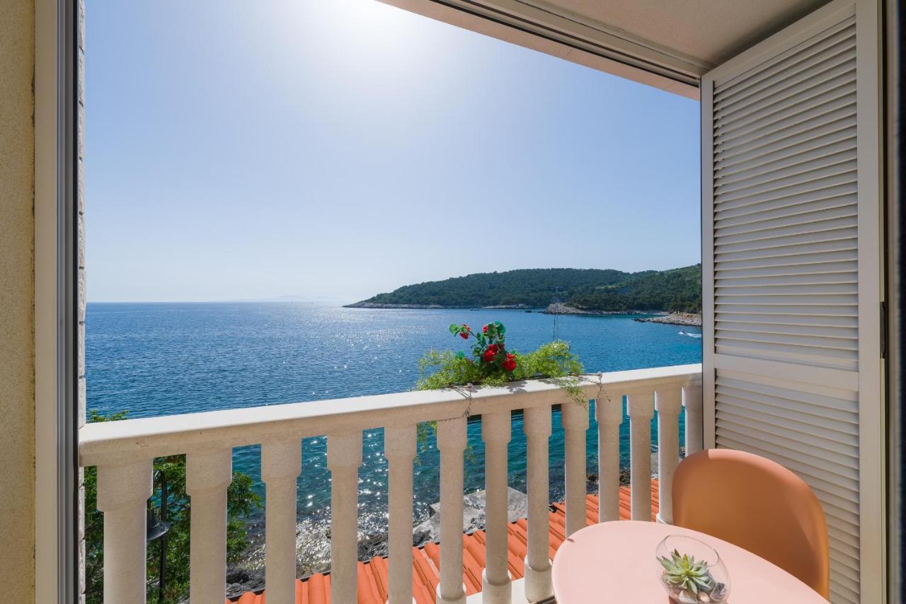 Luxury Bellavista Amazing Sea Holidays With Private Beach & Parking 밀나 외부 사진